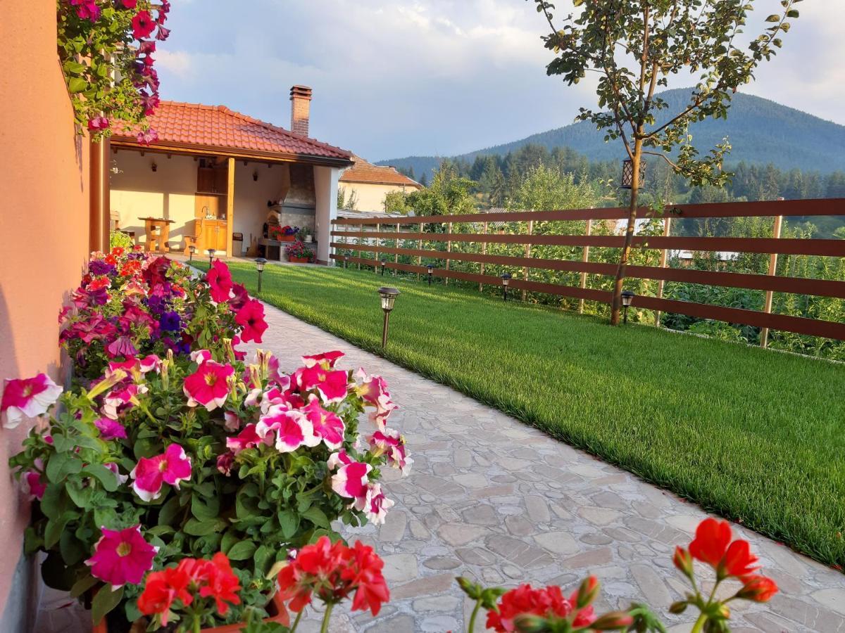 Къща За Гости Романс Yagodina Exterior foto